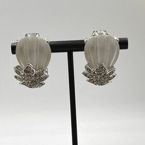 Kenneth Jay Lane White Lucite & Clear Crystal‎ Clip-On Earrings